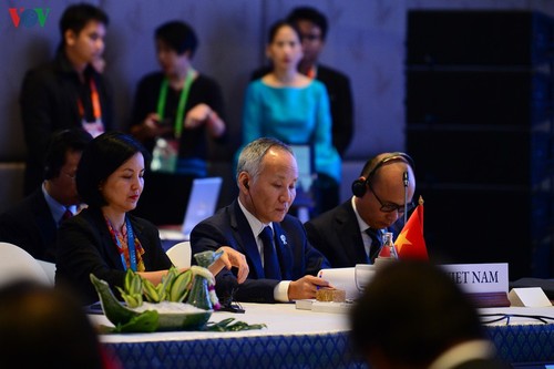 การประชุมสภาประชาคมเศรษฐกิจอาเซียนครั้งที่ 18   - ảnh 1
