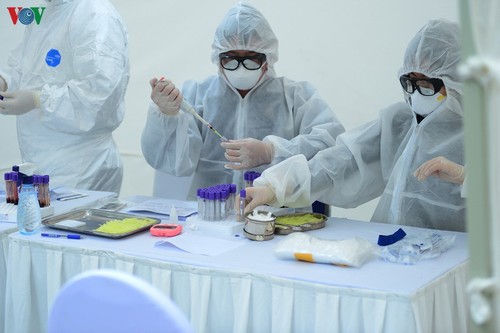 เวียดนามเป็นฝ่ายรุกในการใช้ชุดทดสอบหาเชื้อไวรัส SARS- CoV -2 - ảnh 1
