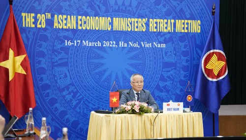 เปิดการประชุมรัฐมนตรีเศรษฐกิจอาเซียนจำกัดวงครั้งที่ 28  - ảnh 1