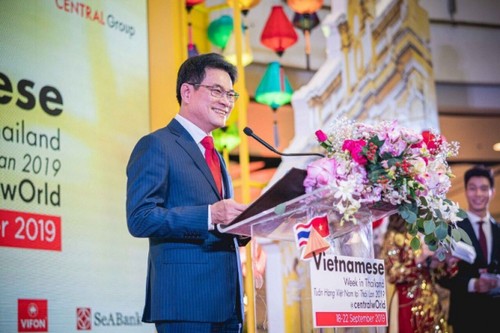 เวียดนามและไทยผลักดันความร่วมมือในการจำหน่ายสินค้าผ่านช่องทางออนไลน์ - ảnh 1