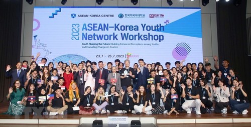 เยาวชนอาเซียน-สาธารณรัฐเกาหลีร่วมกันพัฒนา สร้างสรรค์อนาคต - ảnh 1