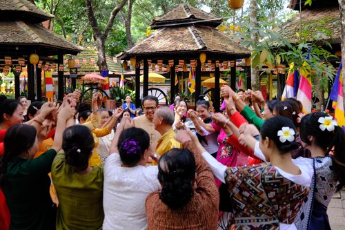 งานเทศกาลลอยกระทง ” ร่วมส่งเสริมวัฒนธรรมไทย”  - ảnh 7