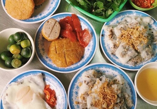 Business Insider เสนอรายชื่อร้านอาหารริมฟุตบาท 5 แห่งในกรุงฮานอยที่ควรถูกระบุในคู่มือมิชลินไกด์ - ảnh 10