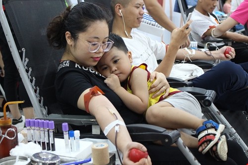 Việt Nam hưởng ứng Ngày Quốc tế Người hiến máu - ảnh 6