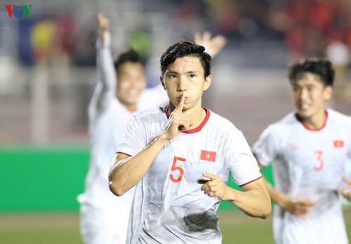 Thắng đậm Indonesia 3-0, U22 Việt Nam giành tấm Huy chương Vàng lịch sử - ảnh 2