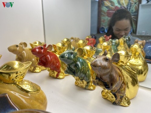 Mice-shaped ceramic products go on sale in Bat Trang Village - ảnh 10