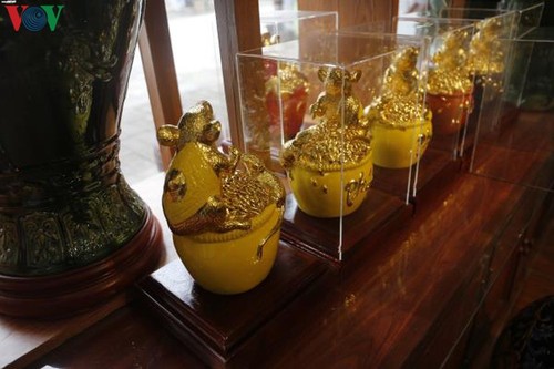 Mice-shaped ceramic products go on sale in Bat Trang Village - ảnh 6