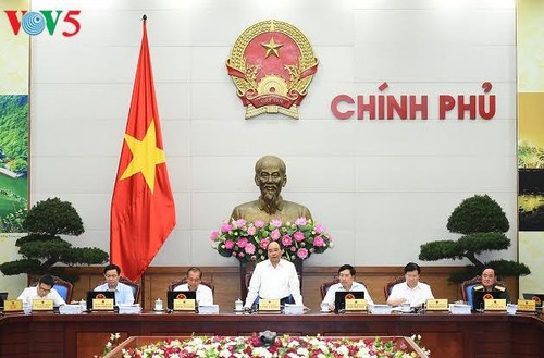 PM urges for faster capital disbursement, credit growth - ảnh 1