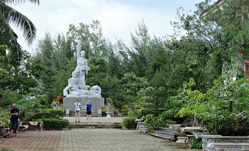 Visiting historical relics in Quang Ngai - ảnh 3