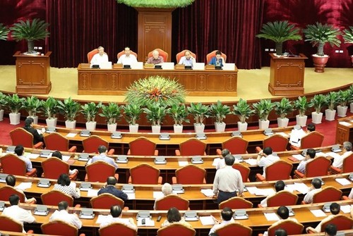 7th session of 12th Party Central Committee continues - ảnh 1
