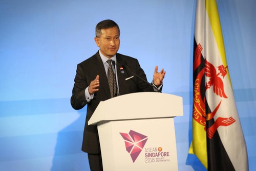 ASEAN, China agree "milestone" text for COC talks - ảnh 1