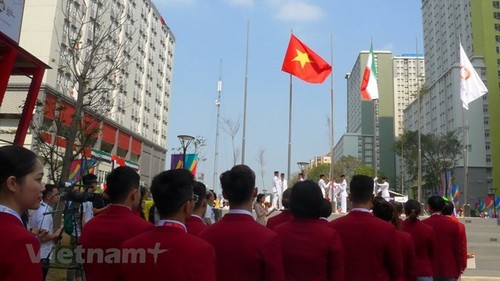 Vietnamese flag flies at ASIAD 18 - ảnh 1