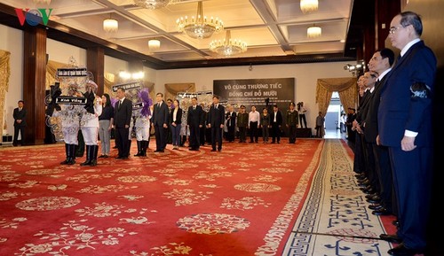 Foreign delegations pay tribute to former Party leader Do Muoi - ảnh 2