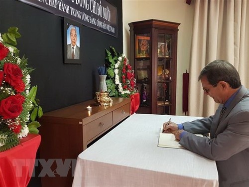 Former Party leader Do Muoi remembered abroad - ảnh 1