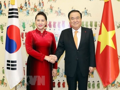 NA Chairwoman Nguyen Thi Kim Ngan concludes RoK visit - ảnh 1