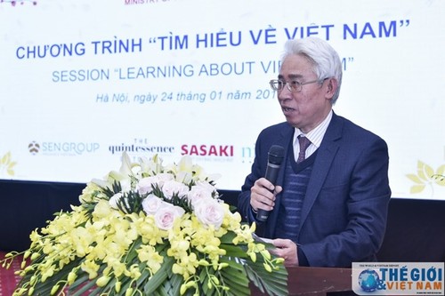 “Learning about Vietnam” program held for foreign diplomats - ảnh 1