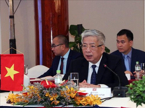 Vietnam, Australia hold 3rd defense policy dialogue - ảnh 1
