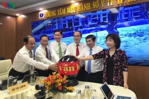 Ho Chi Minh city debuts smart health, education centers - ảnh 1
