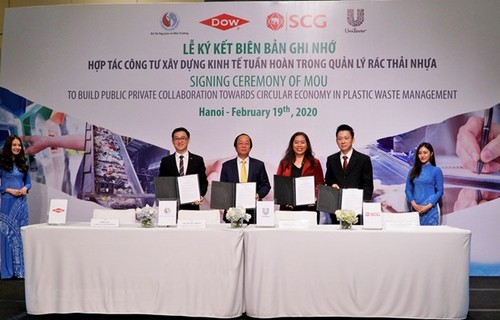 Public private cooperation in plastic waste enhanced - ảnh 1