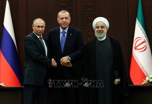 Russia, Iran, Turkey adopt joint statement on Syria - ảnh 1
