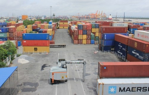 Vietnam gains 6.5 billion USD trade surplus in 7 months - ảnh 1