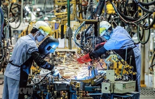 Vietnam’s economy breaks into moderately free category for first time - ảnh 1