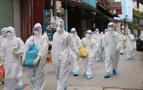 Whole nation joins efforts to help pandemic victims - ảnh 1