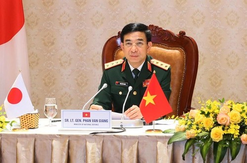 Vietnam, Japan strengthen military medicine cooperation in COVID-19 combat - ảnh 1