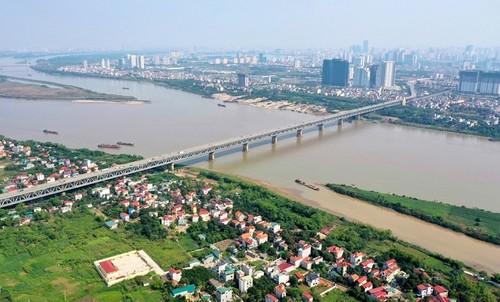 Hanoi to develop green urban areas on Red River banks - ảnh 1
