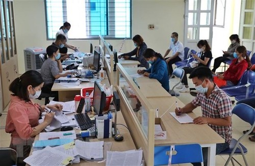 Nearly 1.5 million COVID-19-affected workers in Hanoi to receive support - ảnh 1