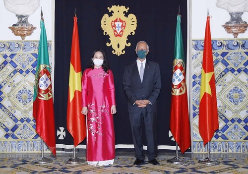 Vice President hopes for stronger ties with Portugal - ảnh 1