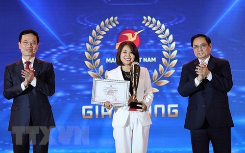 Winners of Make in Vietnam Digital Technology Product 2021 Awards announced - ảnh 1