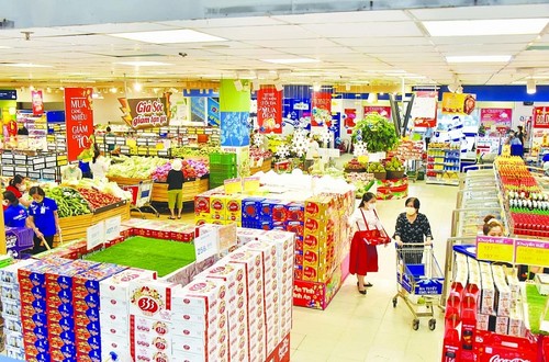Businesses ensure sufficient goods supply for Tet - ảnh 1