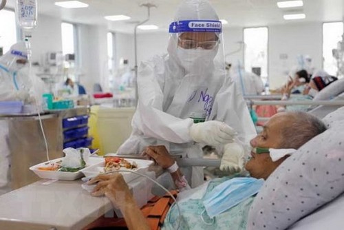 Care for medical workers during COVID-19 pandemic - ảnh 1