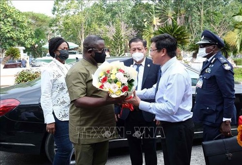 Sierra Leone wants stronger agricultural cooperation with Vietnam - ảnh 1