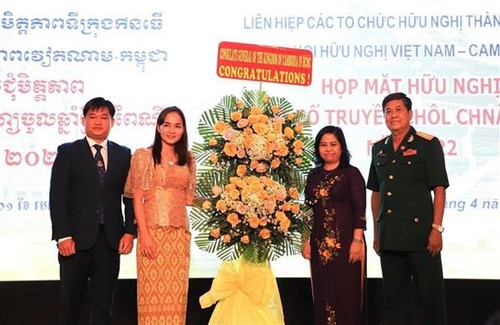 Can Tho gathering marks traditional New Year of Khmer, Cambodian people - ảnh 1