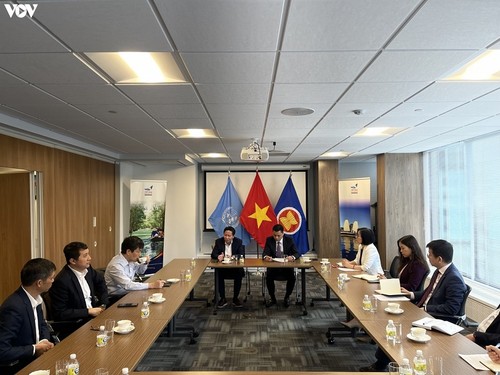 VOV delegation visits Vietnam’s permanent representative delegation at the UN - ảnh 2