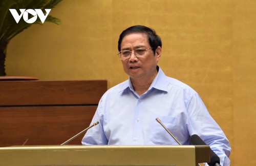 PM: Vietnam builds a self-reliant economy, promotes practical international integration - ảnh 2
