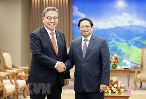 Prime Minister welcomes Foreign Minister of Republic of Korea - ảnh 1