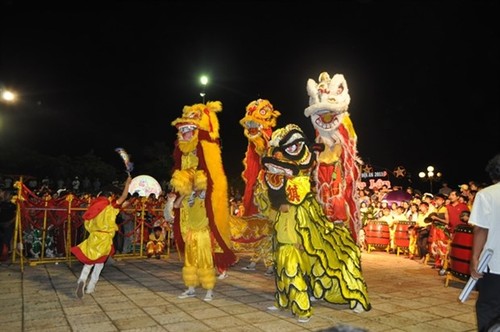 Hoi An’s mid-autumn festival named intangible heritage - ảnh 1