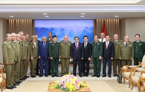 PM Pham Minh Chinh welcomes Cuban Minister of Revolutionary Armed Forces - ảnh 2