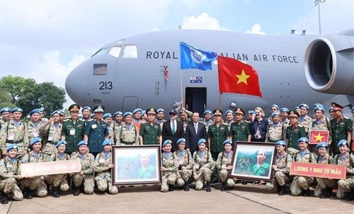 President Vo Van Thuong attends UN peacekeeping force deployment ceremony  - ảnh 1