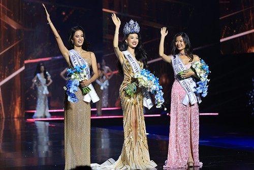 Hanoi model crowned Miss Universe Vietnam 2023 - ảnh 1