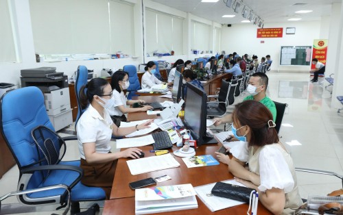 New Government decree encourages and protects dynamic, creative, and daring cadres - ảnh 1