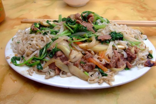 Three Vietnamese dishes among TasteAtlas world’s top 100 salads - ảnh 1