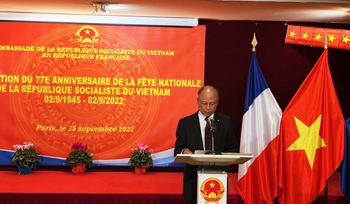 Kỷ niệm 77 năm Quốc khánh Việt Nam tại Pháp - ảnh 1