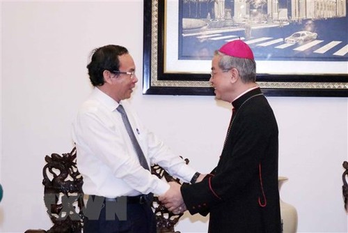 Lãnh đạo Thành phố Hồ Chí Minh chúc mừng tân Chủ tịch Hội đồng Giám mục Việt Nam - ảnh 1