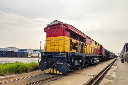 Vận chuyển hàng hóa bằng đường sắt qua biên giới Việt – Trung tăng mạnh - ảnh 1