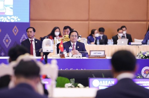 Việt Nam chia sẻ quan điểm về các vấn đề khu vực và quốc tế tại Hội nghị Cấp cao ASEAN lần thứ 41 - ảnh 1