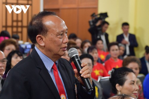 Chủ tịch nước Nguyễn Xuân Phúc thăm kiều bào và Đại sứ quán Việt Nam tại Thái Lan - ảnh 5
